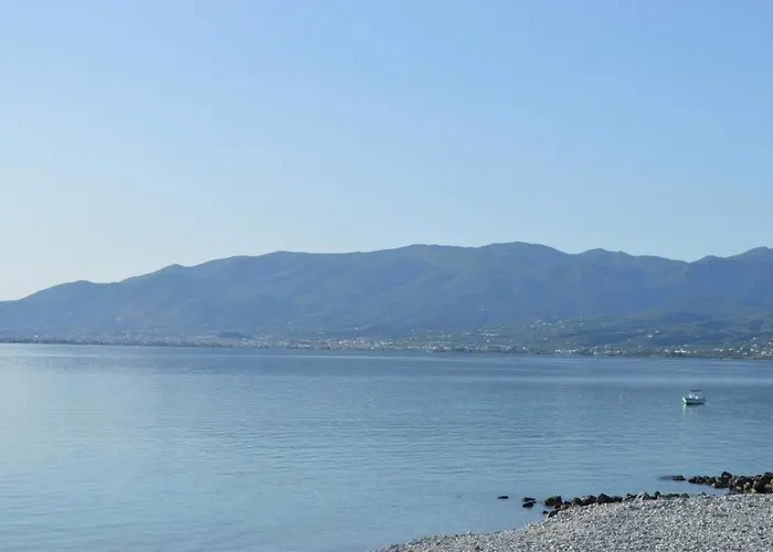Melenia\'S Sea Front House